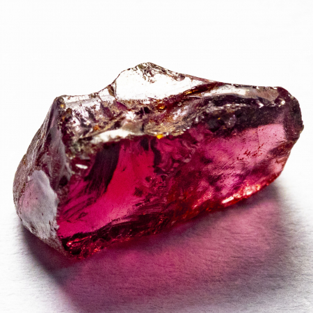 Rhodolit Kristall mit 5.09 Ct