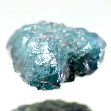 Blauer Rohdiamant mit 1.08 Ct