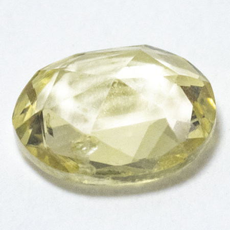 Saphir im Rosenschliff mit 0.39 Ct, leicht beschädigt
