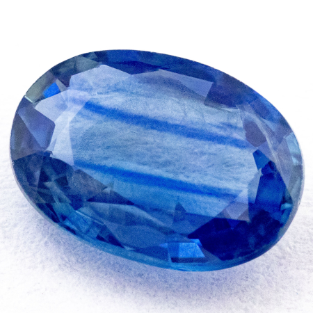 Bicolor Saphir mit 0.78 Ct