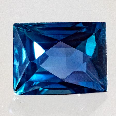 Blauer Saphir 0.54 Ct, unbehandelt