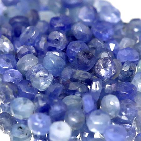 1 Ct gebohrte Saphire