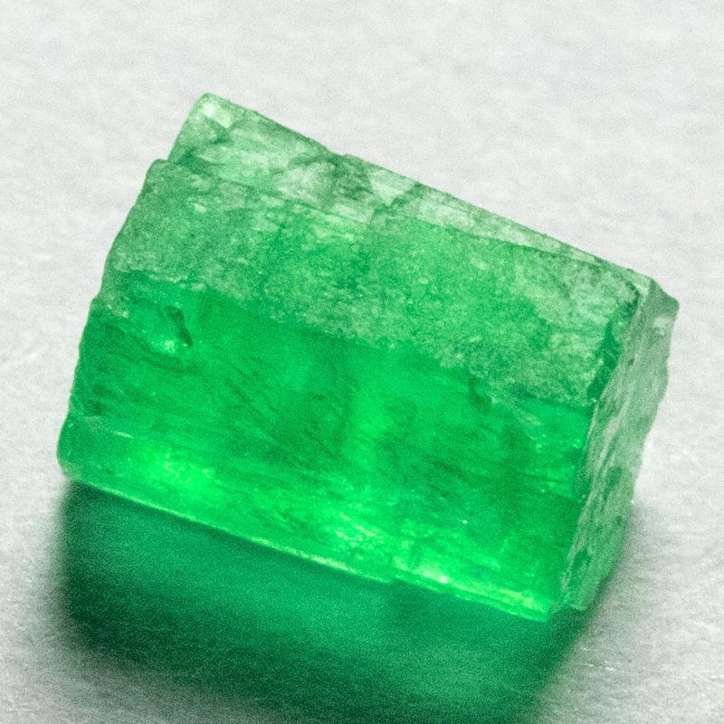 Kolumbianischer Smaragd-Kristall mit 1.38 Ct, transparent - Smaragd Ct