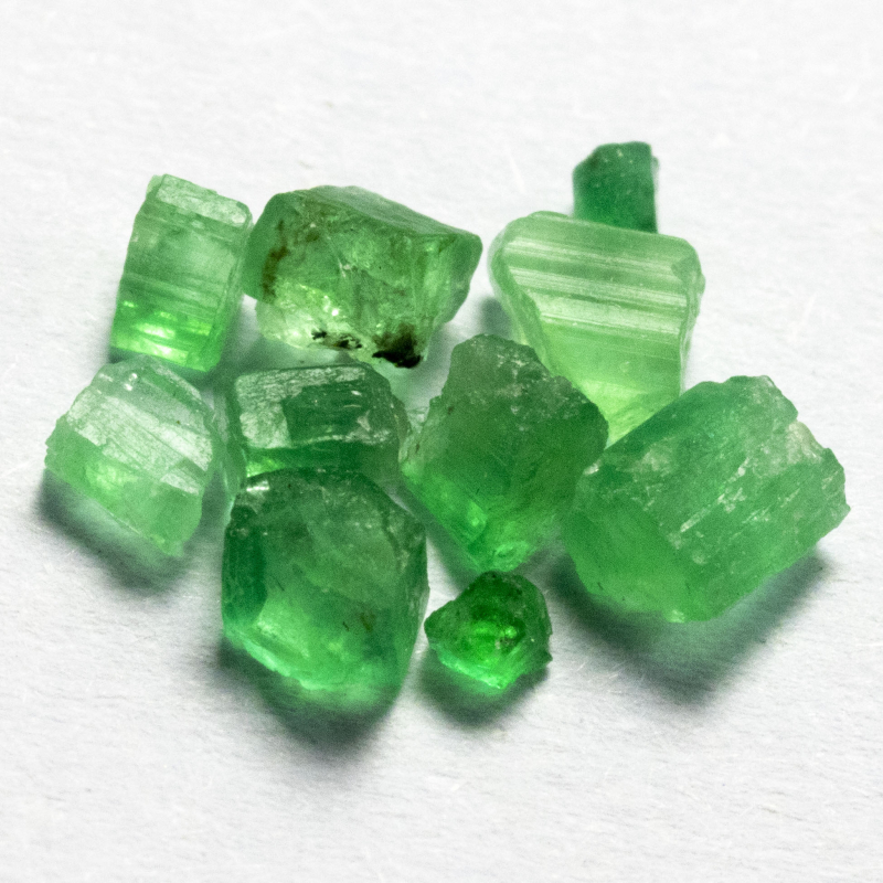 10 kolumbianische Smaragd-Kristalle mit 1.03 Ct, transparent - Smaragd Ct