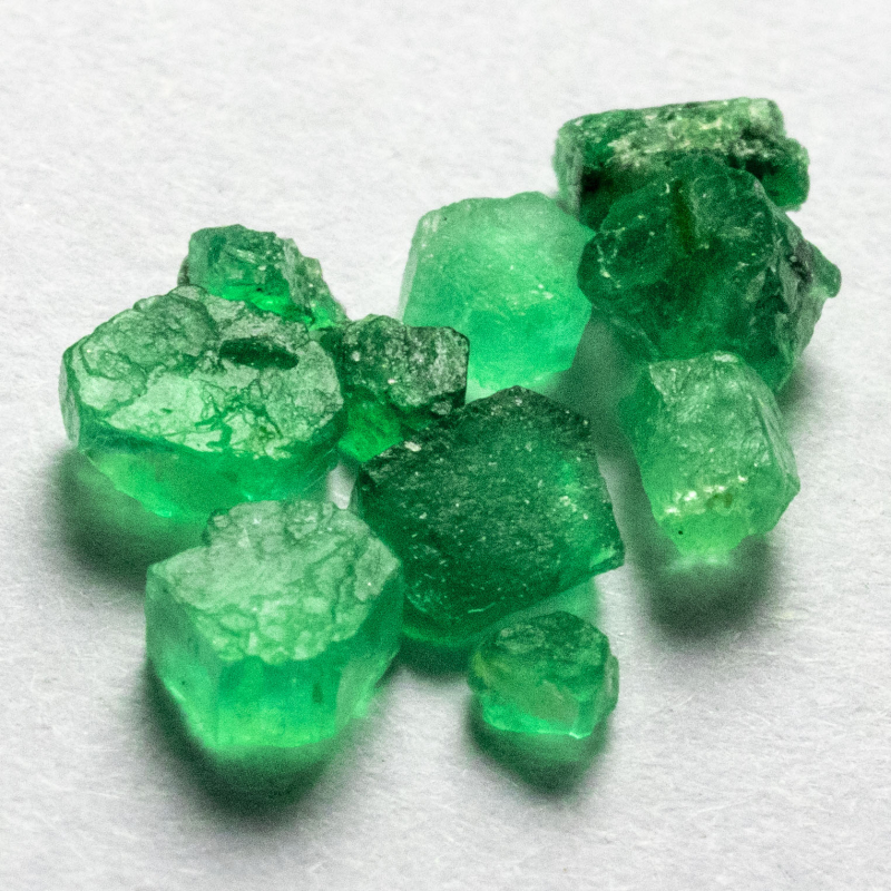 10 kolumbianische Smaragd-Kristalle mit 1.03 Ct, transparent - Smaragd Ct