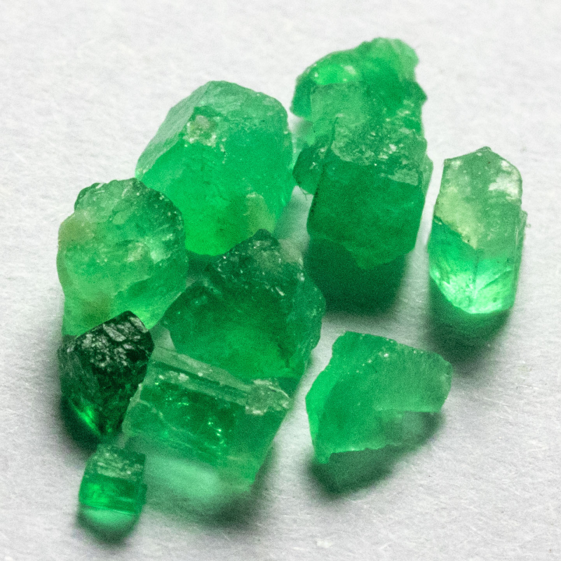 10 kolumbianische Smaragd-Kristalle mit 1.03 Ct, transparent - Smaragd Ct