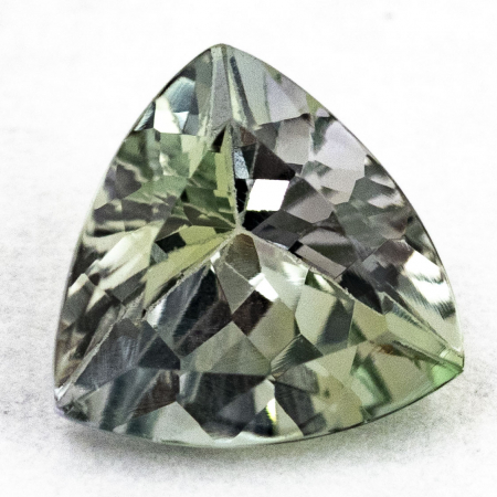 Bicolor Tansanit mit 0.74 Ct, unbehandelt