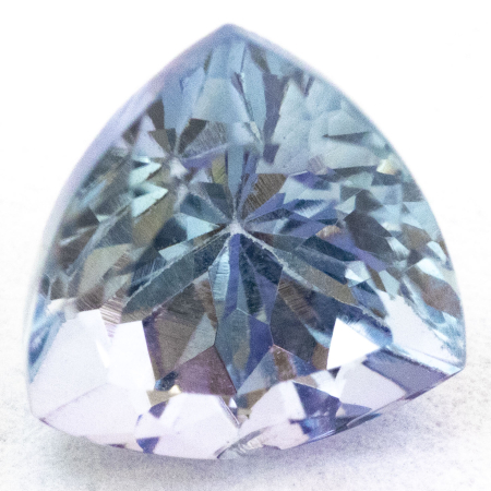 Bicolor Tansanit mit 0.95 Ct, unbehandelt