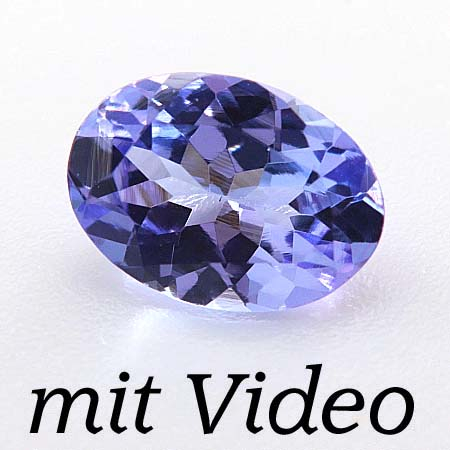 Lupenreiner Tansanit mit 0.65 Ct, AA Grade