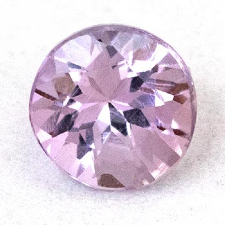 Pinkvioletter Tansanit mit 0.28 Ct