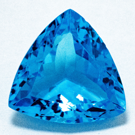 Topas in Swiss Blue mit 4.67 Ct, AAA Grade