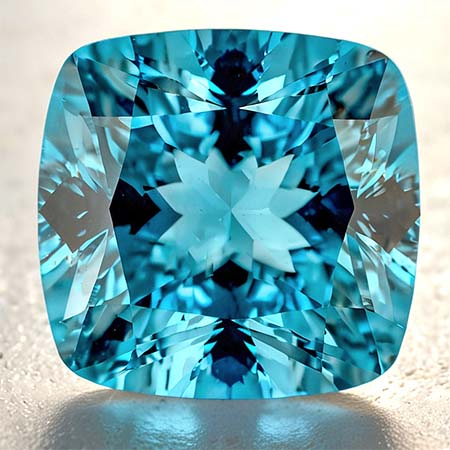 Topas in Sky Blue mit 7.74 Ct