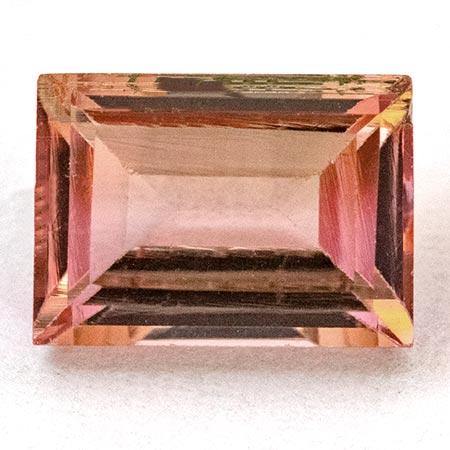 Bicolor Turmalin mit 1.22 Ct