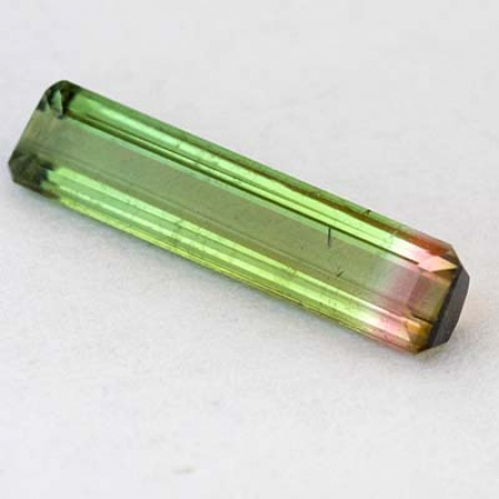 Bicolor Turmalin mit 1.10 Ct