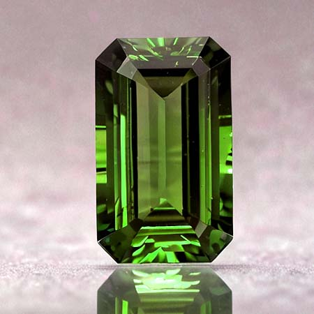 Grüner Turmalin mit 1.36 Ct