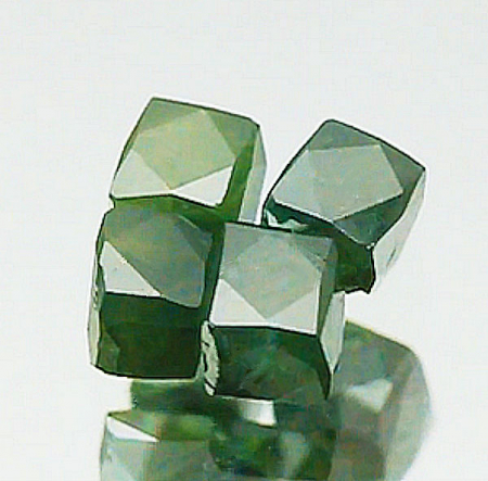 4 facettierte Diamanten 1.50 Ct