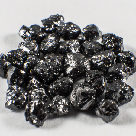 28 Stück Schwarze Rohdiamanten mit 3.09 Ct