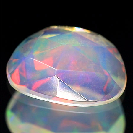 Opal im Rosenschliff mit 1.06 Ct