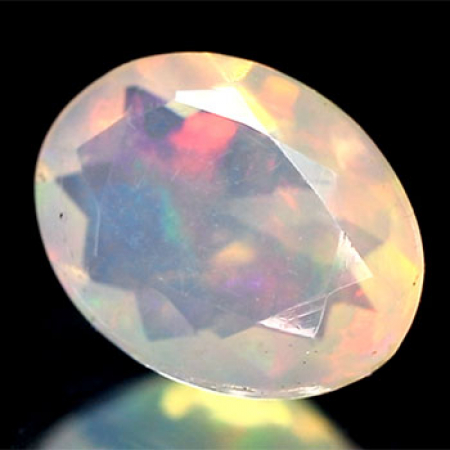 Facettierter Welo-Opal mit 1.25 Ct