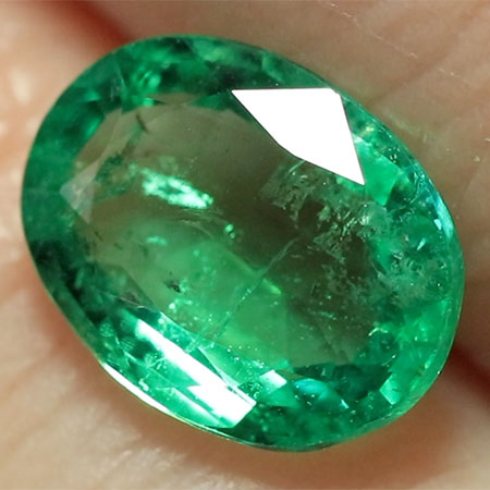 Smaragd 1.28 Ct in Top Grün