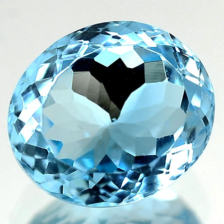 Topas in Swiss Blue mit 11.60 Ct