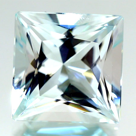 Aquamarin mit 16.42 Ct, unbehandelt