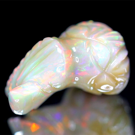 Gravierter Welo Opal-Kristall mit 17.13 Ct