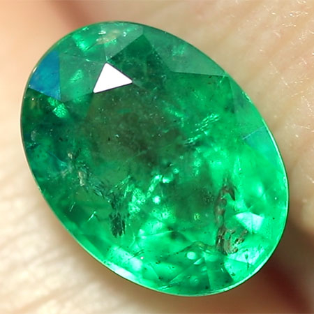 Smaragd 2.35 Ct in Top Grün