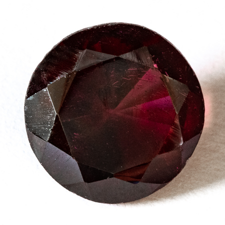 Rhodolit mit 2.74 Ct