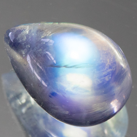 Mondstein mit 3.45 Ct