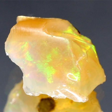 Opalkristall mit 4.22 Ct