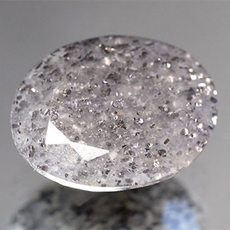 Schwarzer Aventurin Quarz mit 8.71 Ct