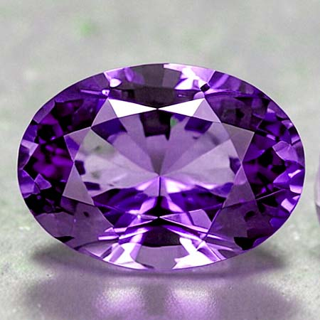 Brasilianischer Amethyst mit 8.43 Ct, AAA Grade