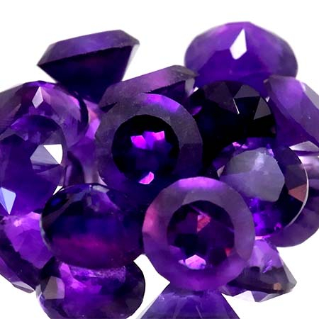 21.81 Ct Amethyste, teilgeschliffen