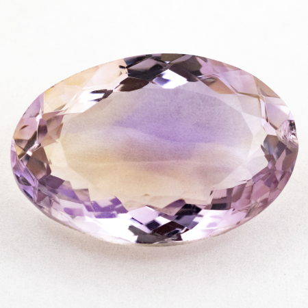 Ametrin mit 14.54 Ct, beschädigt