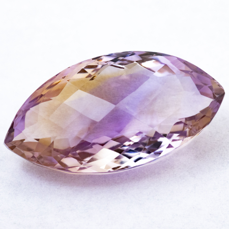 Ametrin mit 23.56 Ct