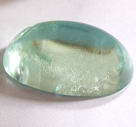 Aquamarin mit 92.19 Ct, unbehandelt