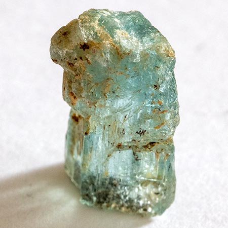 Santa-Maria farbener Aquamarin Kristall mit 10.44 Ct
