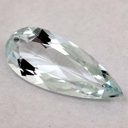Aquamarin mit 12.34 Ct, unbehandelt