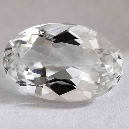 Aquamarin mit 5.49 Ct, unbehandelt
