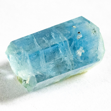 Santa Maria farbener Aquamarin-Kristall mit 3.03 Ct