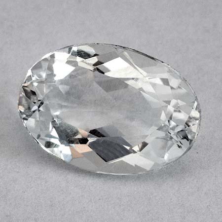 Aquamarin mit 3.97 Ct, unbehandelt