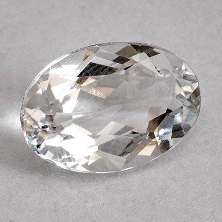 Aquamarin mit 5.49 Ct, unbehandelt