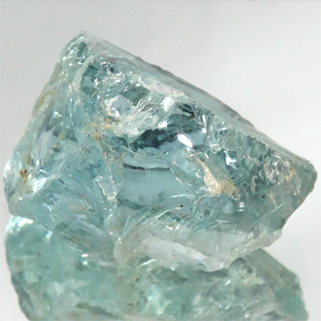 Aquamarinkristall mit 34.39 Ct