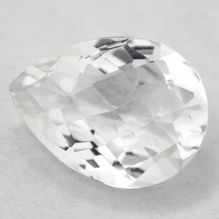 Bergkristall mit 7.43 Ct, Checkerboard-Schliff