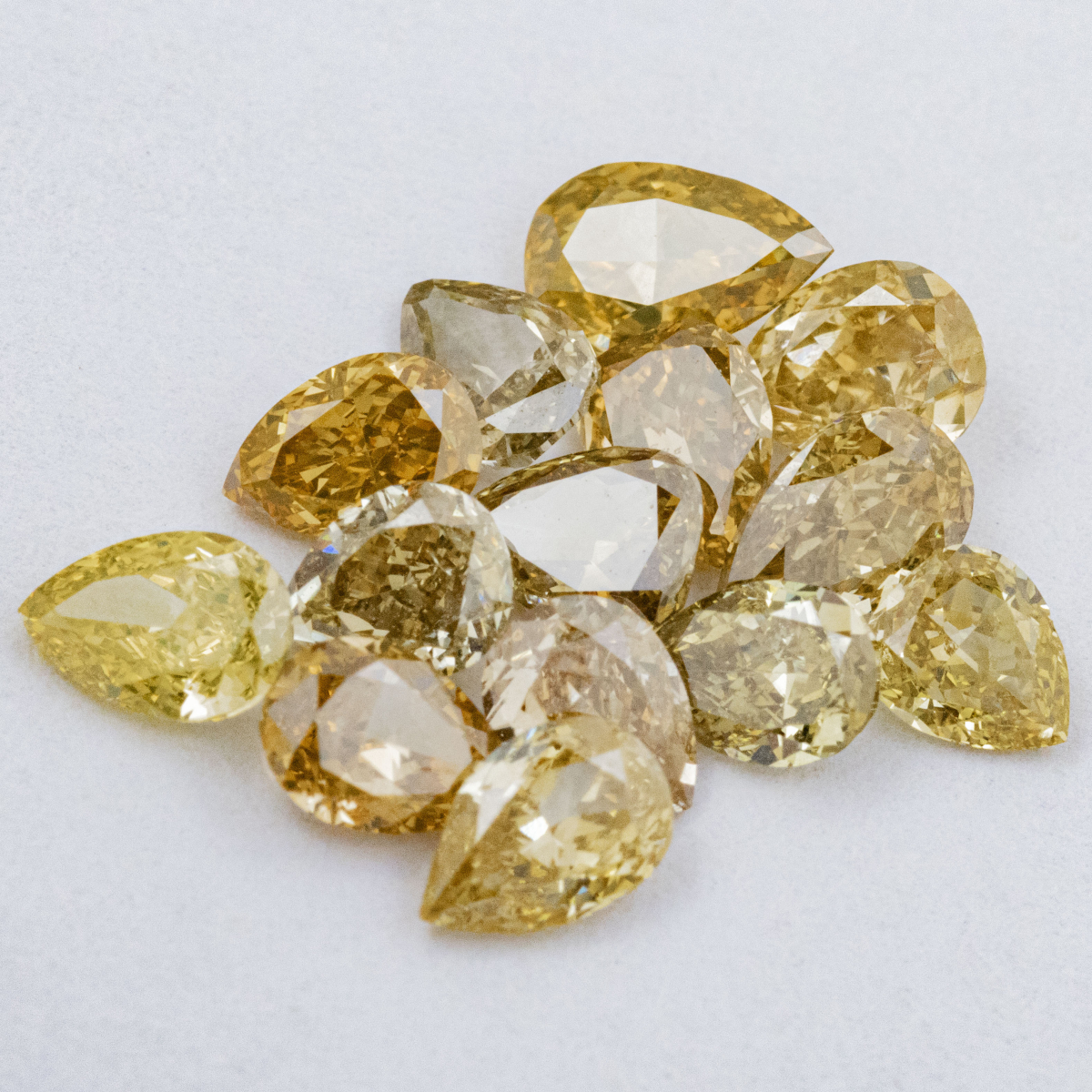 14 Diamanten mit 3.22 Ct