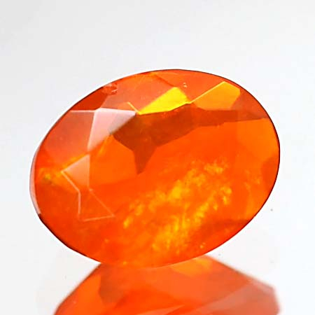 Afrikanischer Welo Feueropal mit 1.42 Ct