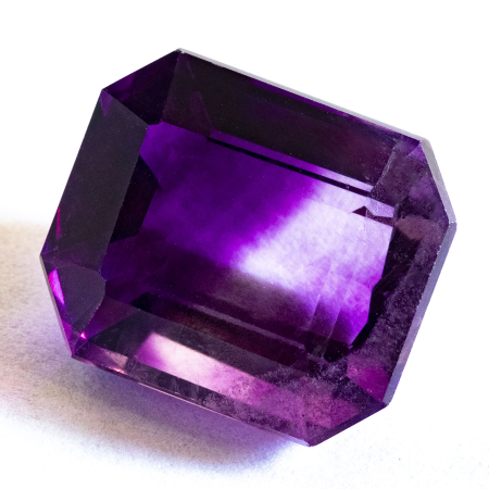 Fluorit mit 17.41 Ct, facettiert