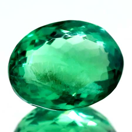 Fluorit mit 9.32 Ct, facettiert, AAA Grade