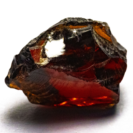 Granat Kristall mit 6.23 Ct